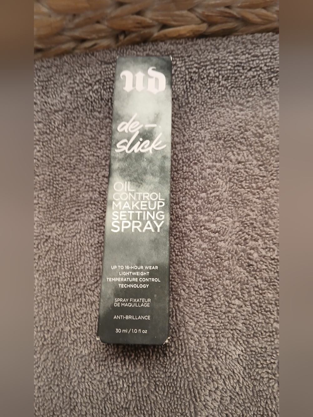 Urban Decay De-Slick Make-up Setting Spray (New)